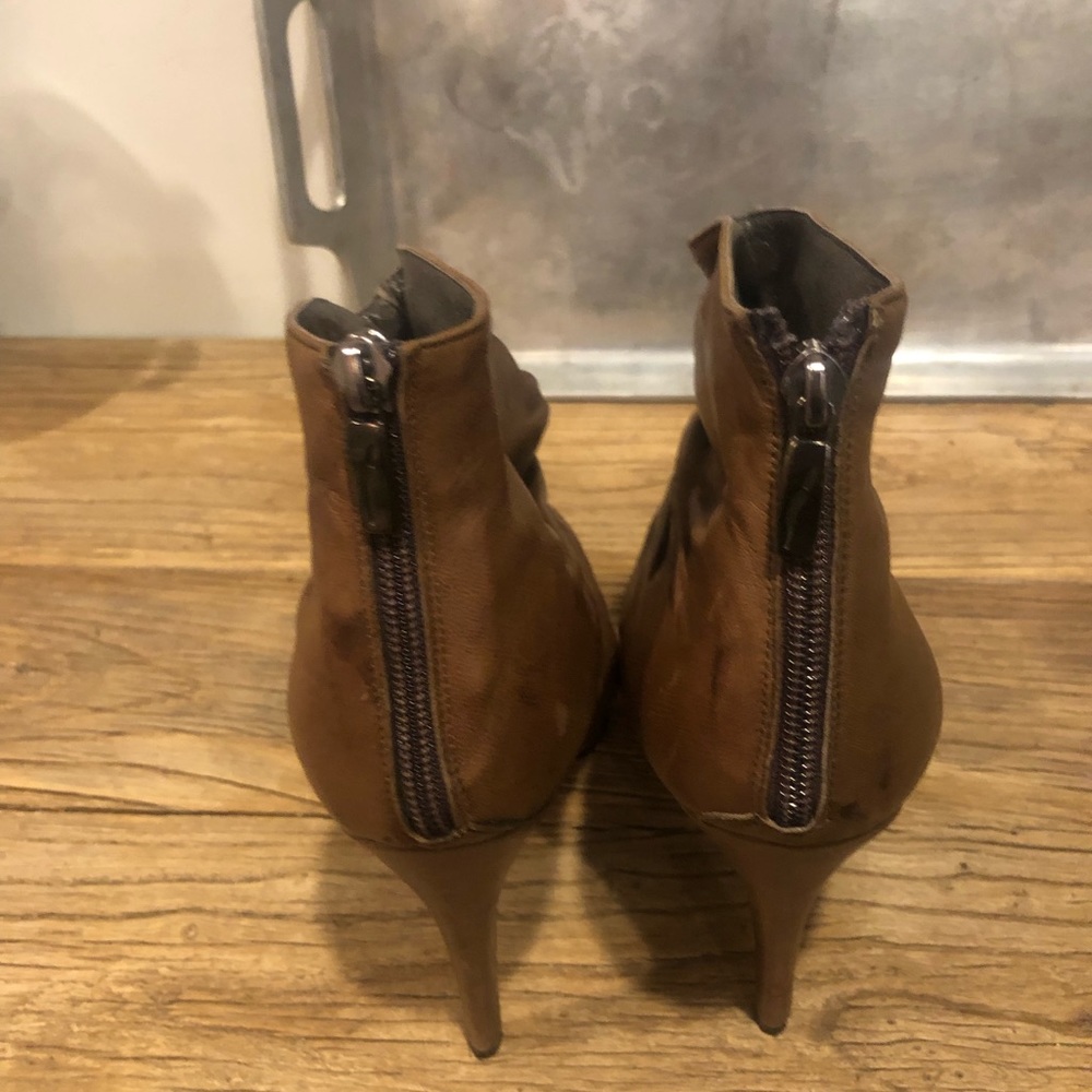 Icone Italian Camel Ruched Booties - Picture 3 of 5
